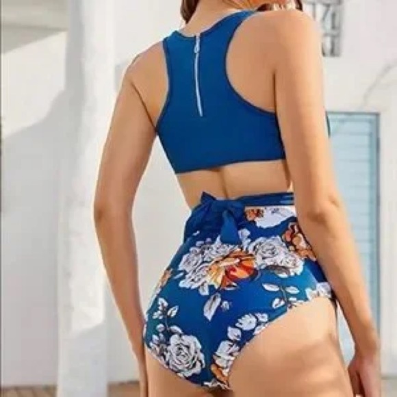 Floral Print Halter Tummy Control Zip One Piece Swimsuit NWT Size L - Picture 2 of 4